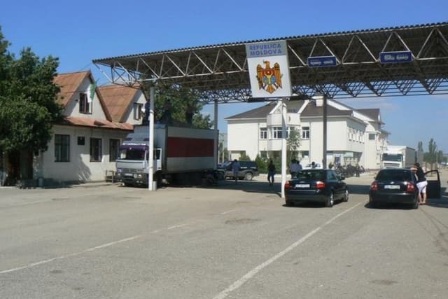 Таможенная служба за прошлую неделю увеличила доходы