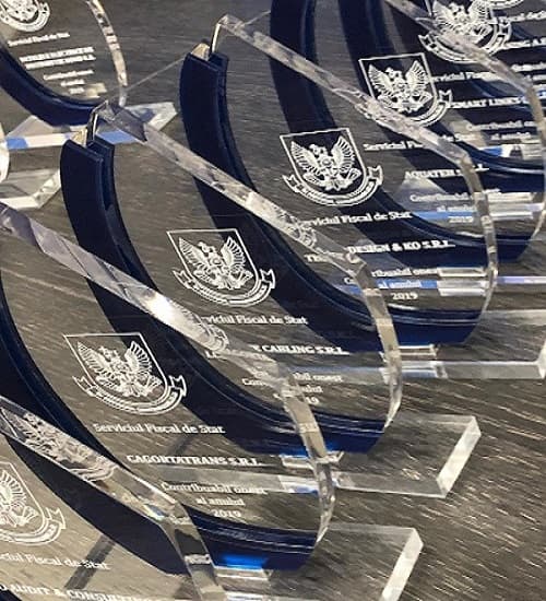 Contribuabilii onești și-au primit diplomele