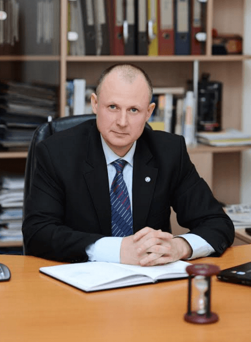 Doar dezvoltarea, pas cu pas, a soluţiilor inovatoare ne poate ţine pe valul succesului  – interviu cu Vitalie Coceban, Administrator al Î.S. ”Fiscservinform”