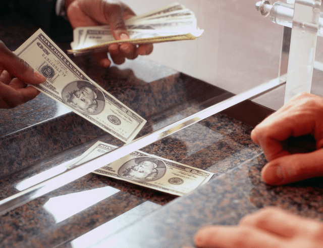 Băncile ar putea plăti despăgubiri civile uriaşe, din cauza manipulărilor pe piețele valutare