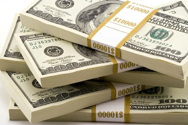 Трети нефтяных компаний США грозит банкротство при цене на нефть в $30