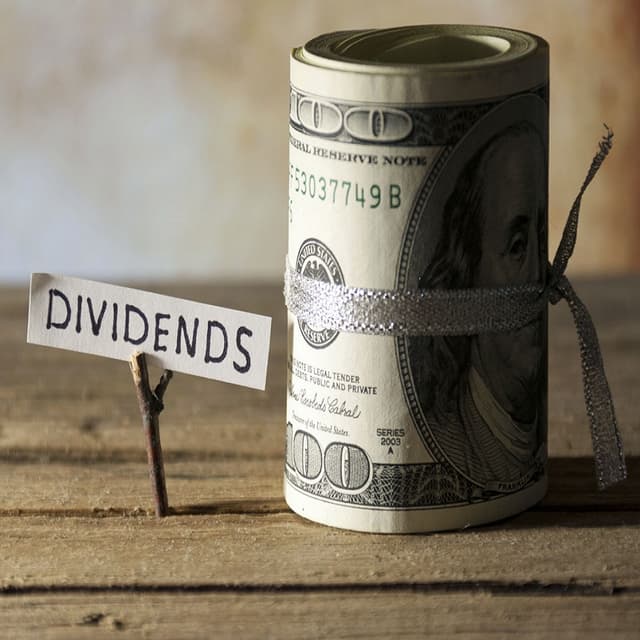 Impozitul pe venit la achitarea dividendelor în avans