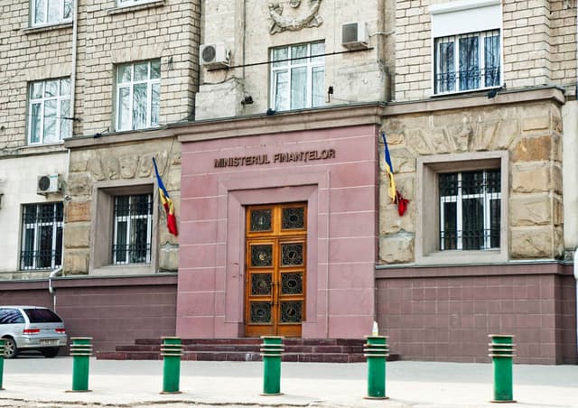 Proiectele modificărilor la SNC și Planul general de conturi contabile, propuse pentru consultări publice