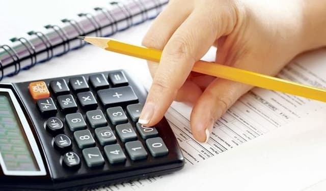 „Factura” și „Factura fiscală” ar putea fi comasate