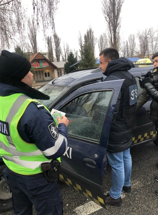 SFS verifică activitatea taximetriștilor în cadrul acțiunilor planificate pentru luna decembrie