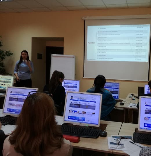 IPC18: la un clik distanţă