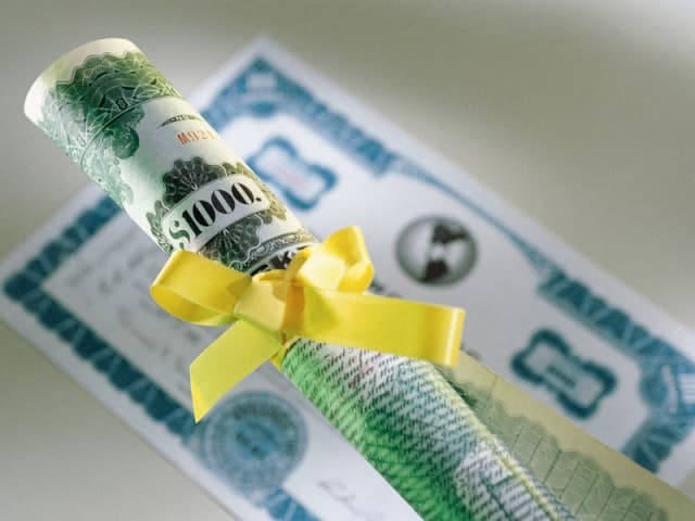 Национальная комиссия по финансовому рынку опубликовала квартальный бюллетень (Часть 2)