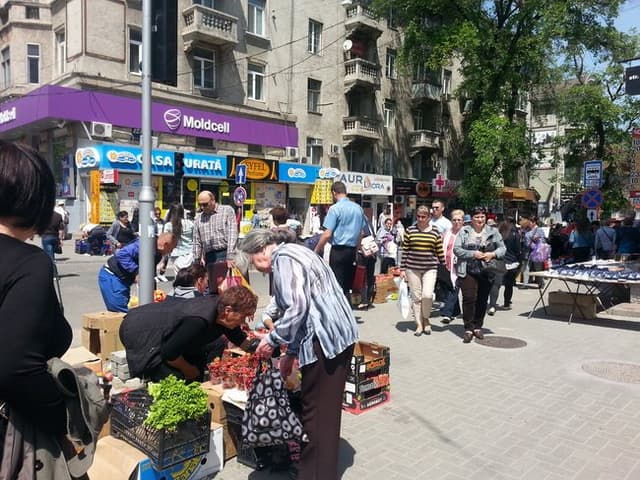 Serviciul Fiscal de Stat verifică conformarea contribuabililor din piețele țării