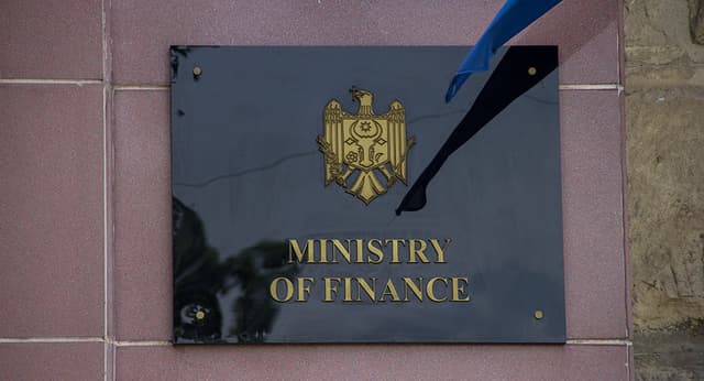 O R D I N  cu privire la modificarea și completarea Ordinului Ministerului Finanțelor nr.126 din 4 octombrie 2017