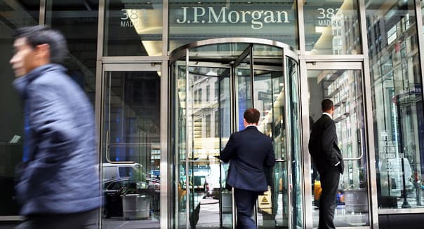 Procuratura din SUA investighează penal directori ai RBS şi JPMorgan Chase în contextul prăbuşirii pieţei imobiliare americane în 2008