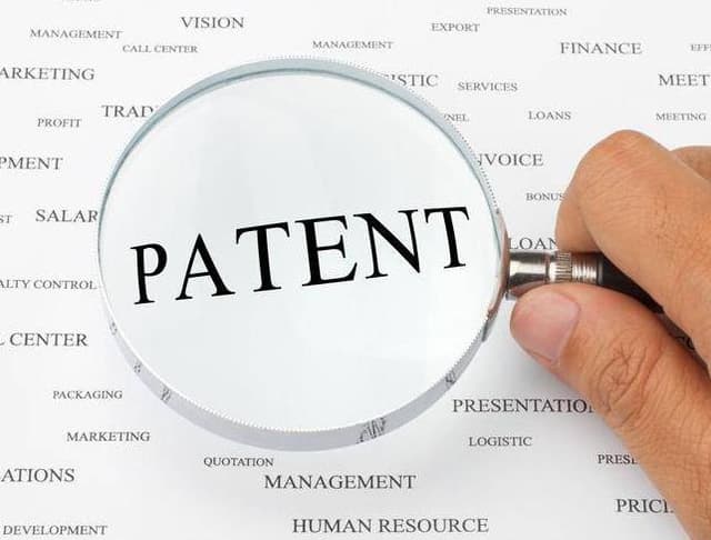 О неуплате фиксированных сумм взносов ОГСС и ОМС работающими по трудовому договору обладателями патентов