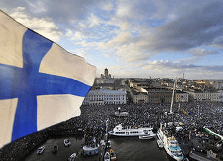 Каждому гражданину Финляндии ежемесячно будут выплачивать 800 евро