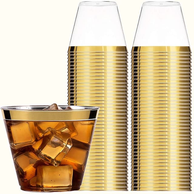 Пластиковый стакан... с золотой каемочкой