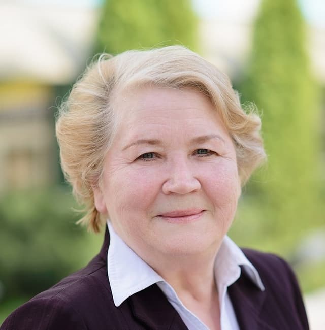 О порядке выявления незастрахованных в системе ОМС лиц