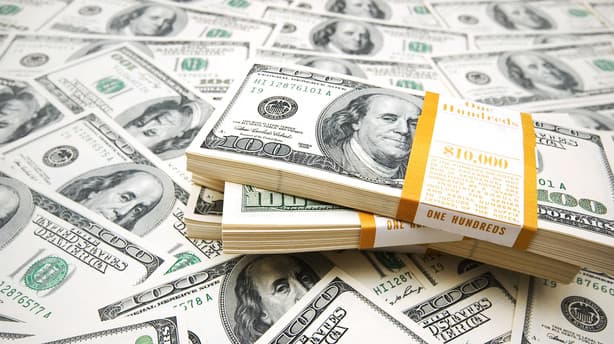 În luna februarie a fost înregistrat un deficit de valută străină pe piață