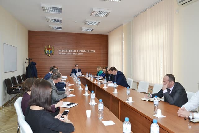 Situația pe piața valorilor mobiliare de stat, discutată în cadrul unei ședințe la Ministerul Finanțelor