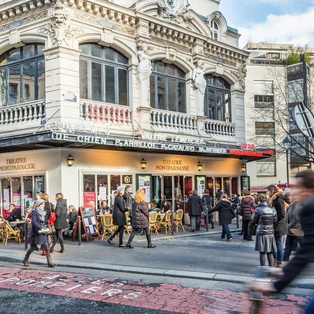 Шок и трепет: первые потери в сфере услуг Парижа