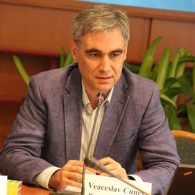 Вячеслав Кунев: «Бухгалтер - это человек государства в бизнесе»