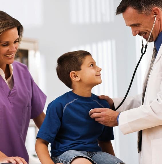 Personalul medical va rămâne în instituţiile de învăţământ