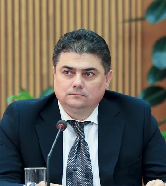 Octavian Calmîc: menţinerea poziţiei de lider regional în domeniul IT este misiunea MEI