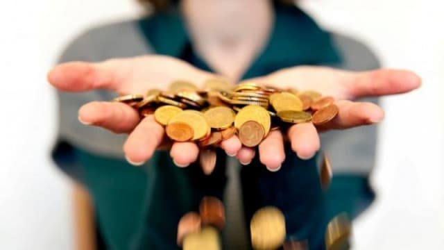 Реальная зарплата в Молдове за год сократилась на 0,5%