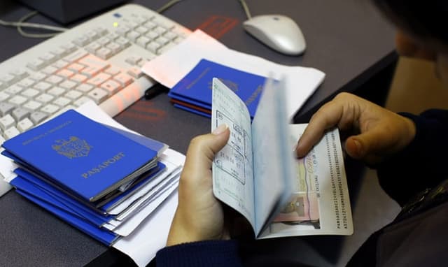 С молдавским паспортом можно без визы посетить 97 стран