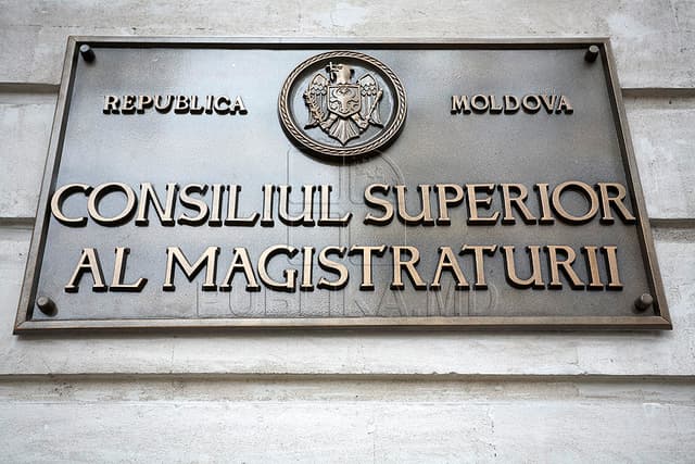 CSM cere excluderea pevederilor ce țin de unificarea modalității de calcul a pensiilor