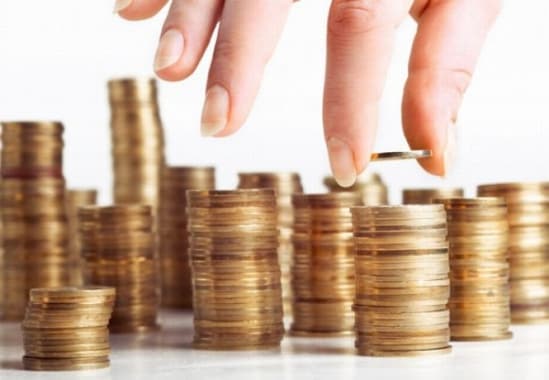 Cifra de afaceri în comerţ şi servicii în anul 2014