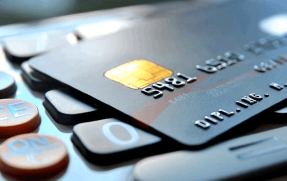 Plățile fără numerar, mai populare