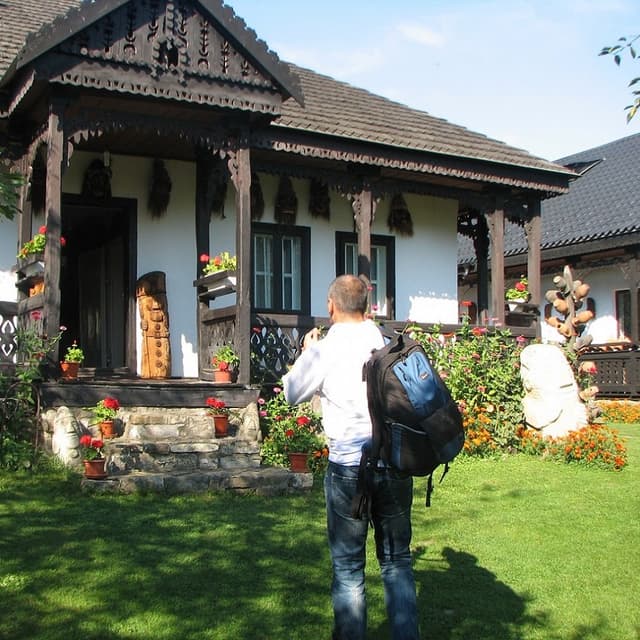 Agenția Servicii Publice va clasifica structurile de primire turistică