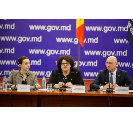 Pavel Filip: Depunem efort şi suflet în modernizarea serviciilor  guvernamentale