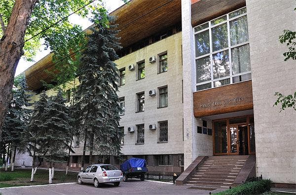 Membrii organelor colegiale de conducere vor fi trași la răspundere pentru nerespectarea legii