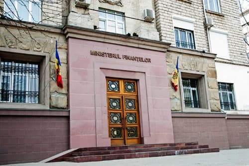 Utilizarea în alte scopuri a resurselor alocate în cadrul proiectelor finanțate de donatorii externi va fi interzisă prin lege