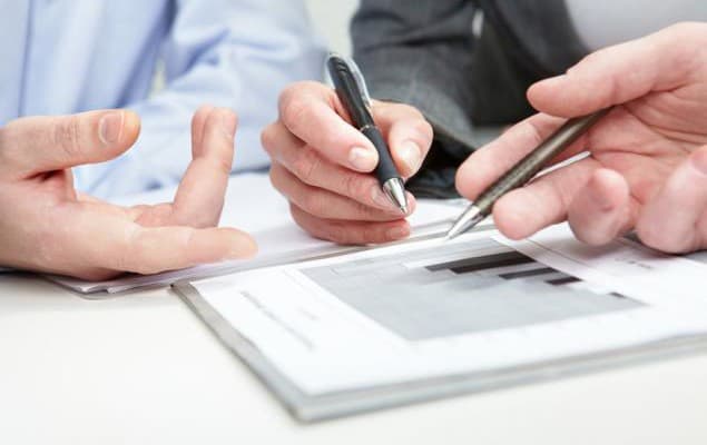 Nivelul de trai al populației și al activității economice va continua să scadă