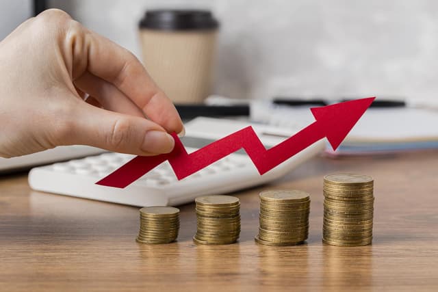 Ministerul Economiei: se atestă temperarea ritmurilor de creștere a datoriei de stat