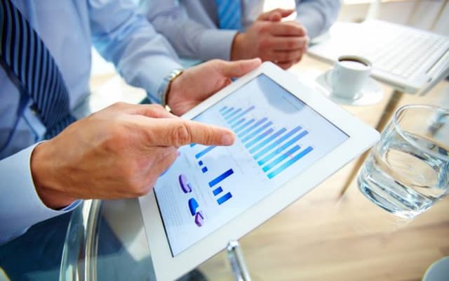 Indicele de încredere al investitorilor germani scade din cauza activităţii slabe pe pieţele emergente