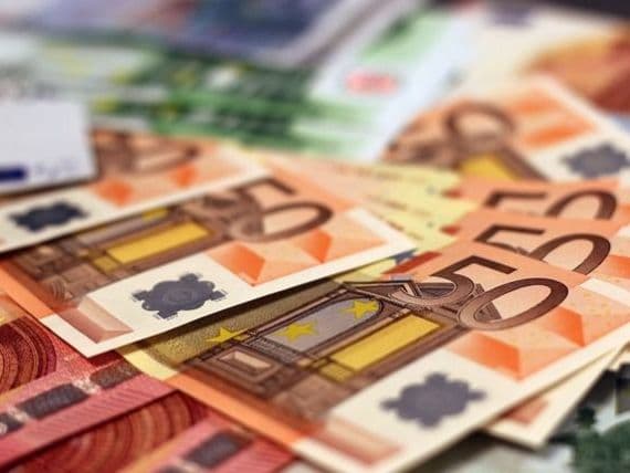 Guvernul României a aprobat suportul financiar pentru Moldova în valoare de 350 mii euro