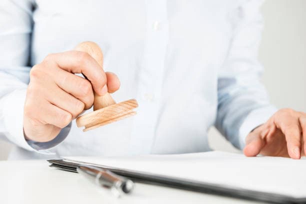 CNAS: Indemnizaţiile pentru incapacitate temporară de muncă vor fi achitate începând cu 18 septembrie