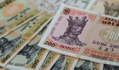 Expert-Grup: Deși există primele semne de stabilizare a sectorului bancar, riscurile majore persista