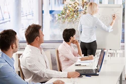 Î.S. „Fiscservinform” susţine iniţiativele UTM privind încadrarea tinerilor în câmpul muncii