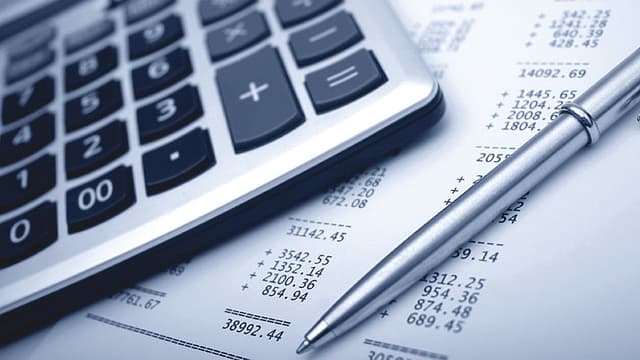 Societatea civilă, împotriva amnistiei fiscale: Va descuraja contribuabilii onești