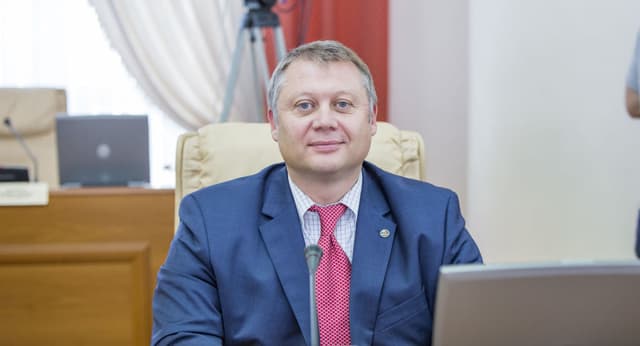 Vor fi anunțate concursuri internaționale pentru selectarea conducătorilor întreprinderilor de stat