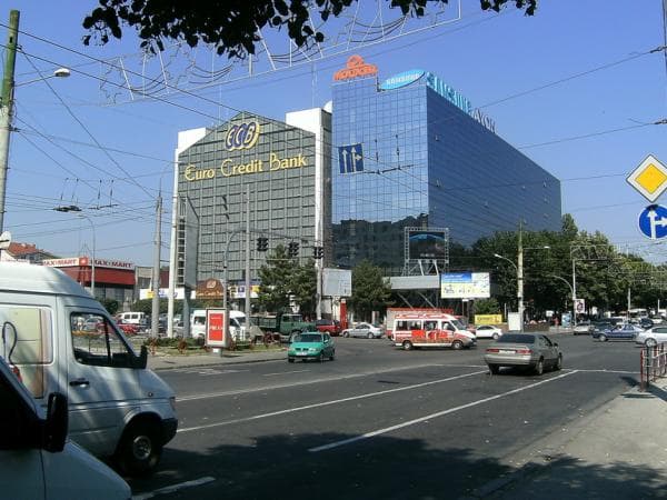 BC „EuroCreditBank” S.A. a fost sancționată