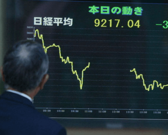 Cel mai mare fond de pensii pierde 64 miliarde dolari