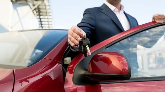 Locaţiunea (chiria) unui automobil între două persoane fizice: aspecte fiscale