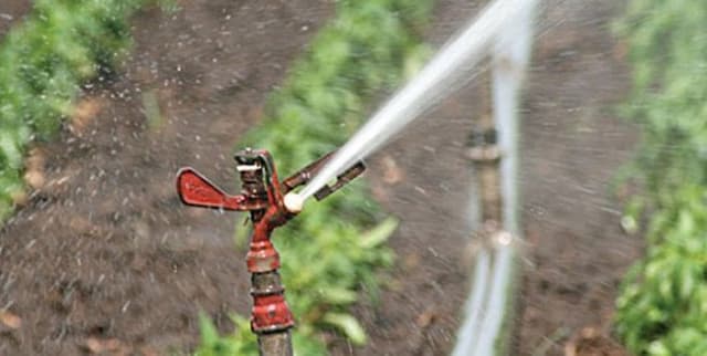 Activitatea sistemelor de alimentare cu apă şi de canalizare în anul 2013