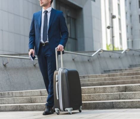 ОГСС и ОМС от льгот, предоставленных работнику при временном переводе в другую местность