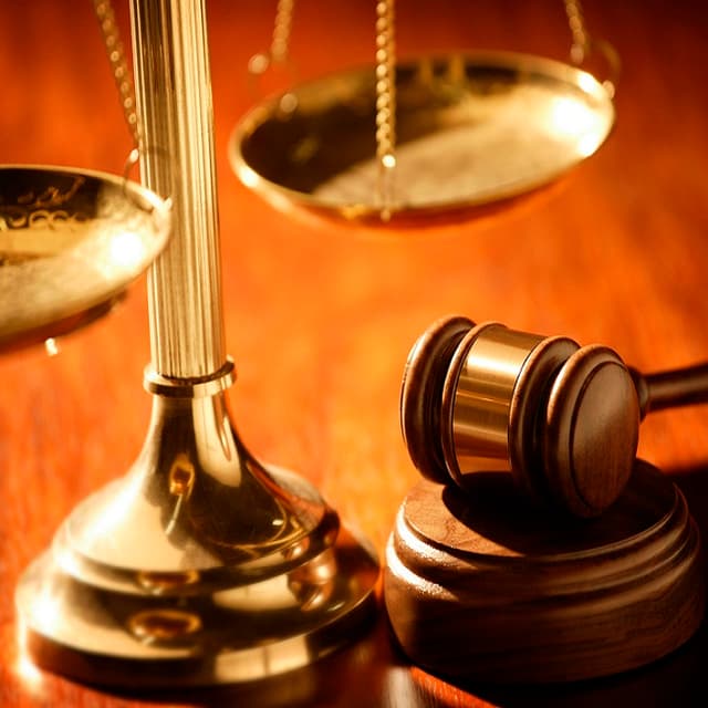 Restituirea valorii bunurilor prin achitarea compensaţiilor