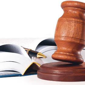 Executorii judecătorești: contestarea suspendării activității, fără procedura prealabilă