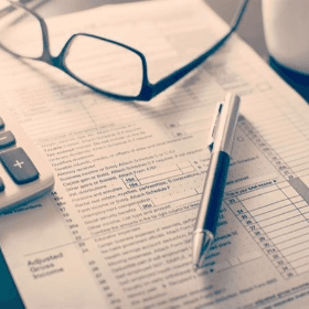 Video: Cine are obligația de a prezenta CET18?